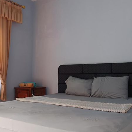 סנרו Embun Rinjani Homestay מראה חיצוני תמונה