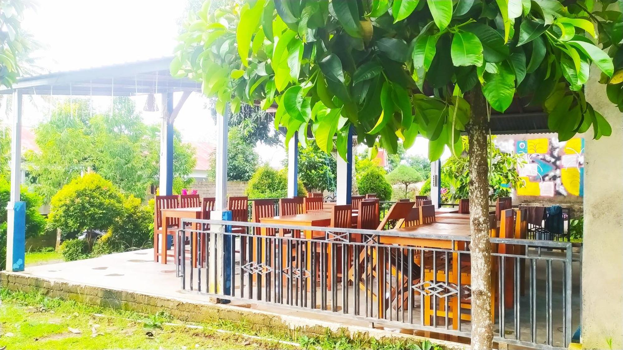 סנרו Embun Rinjani Homestay מראה חיצוני תמונה